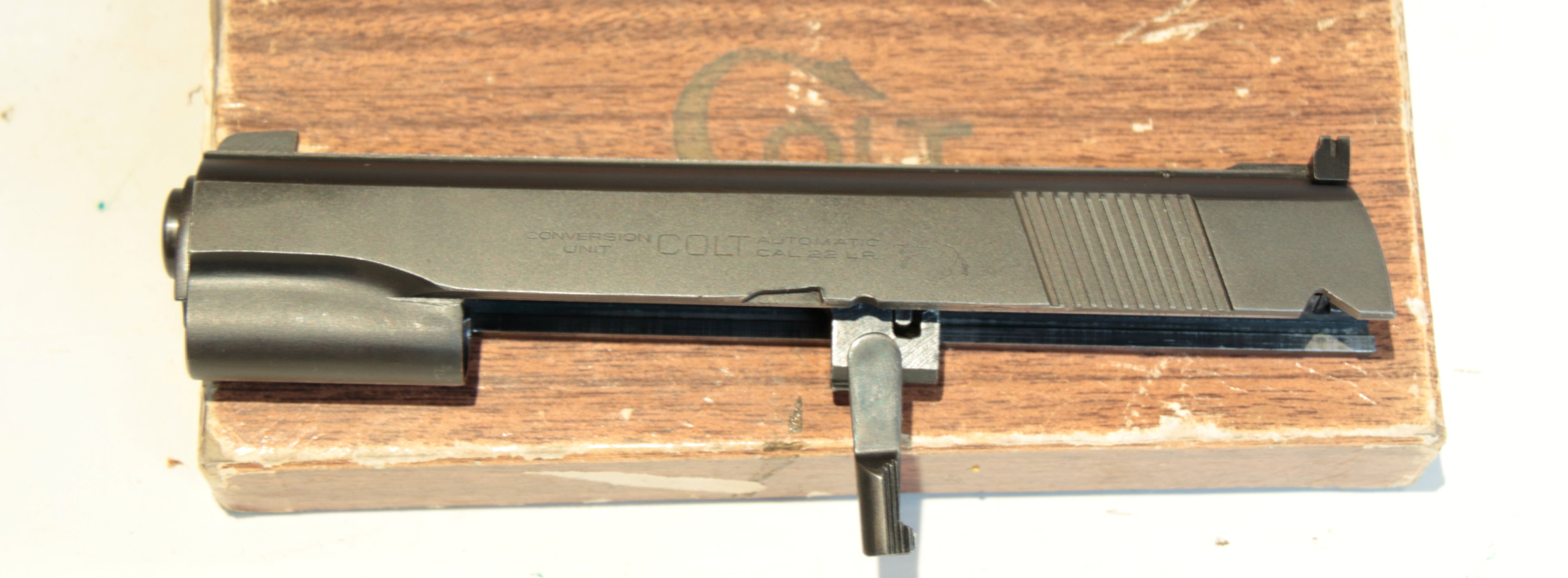 CONVERSIONE CANNA E CARRELLO - MARCA COLT - MODELLO CONVERSION UNIT - CALIBRO 22 LR 1004