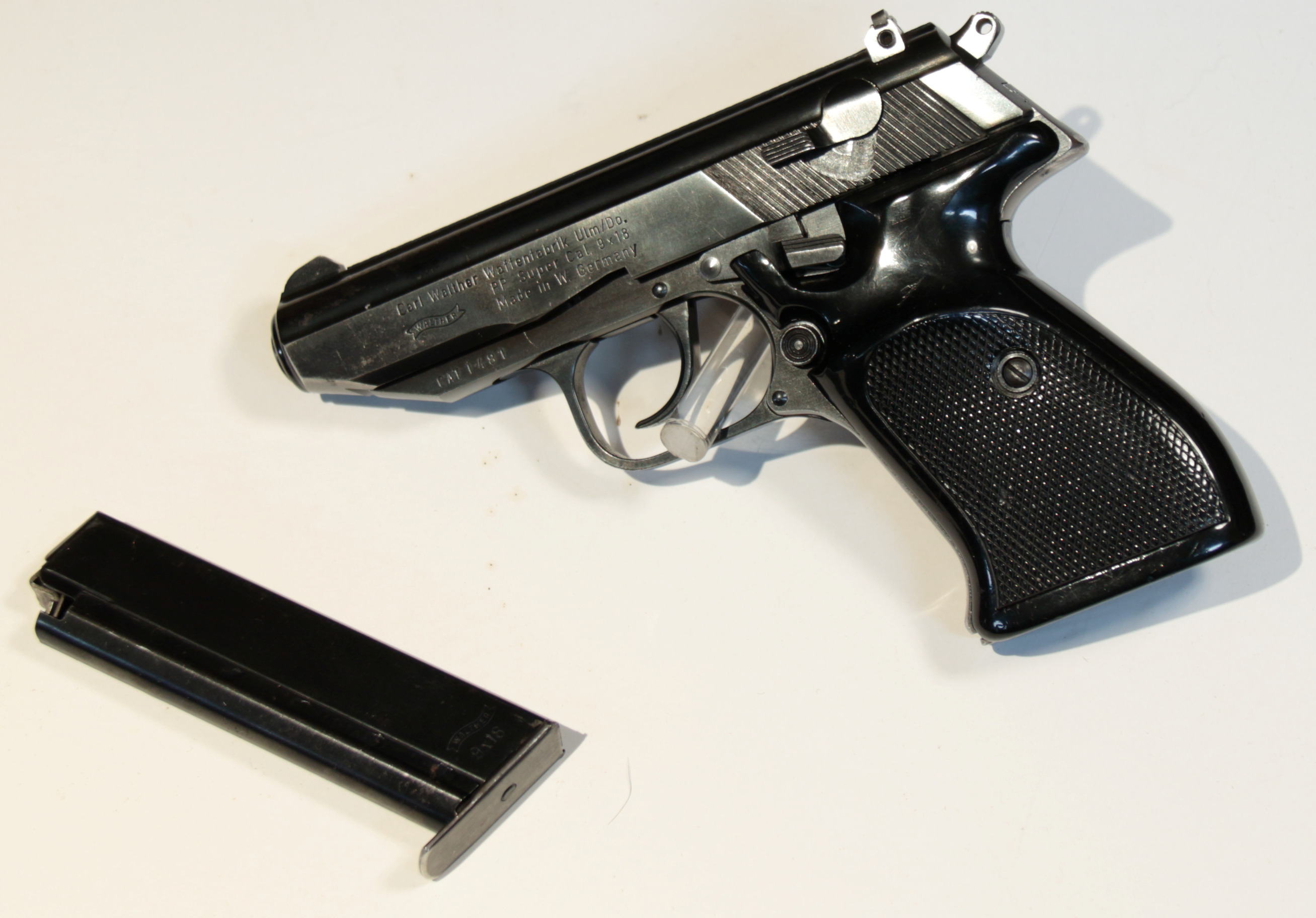 PISTOLA SEMIAUTOMATICA - MARCA WALTHER - MODELLO PP SUPER - CALIBRO 9X18 1079