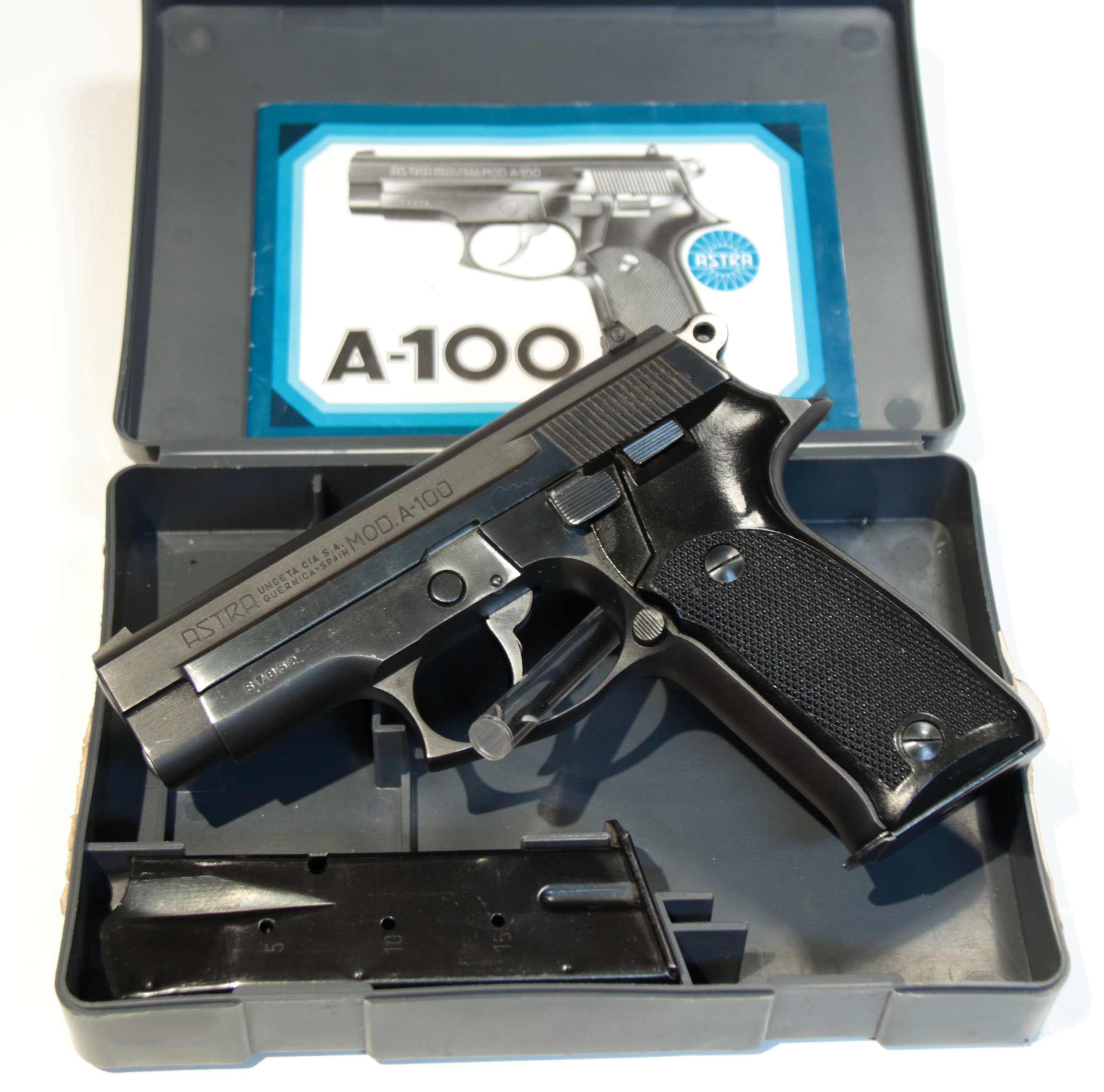 PISTOLA SEMIAUTOMATICA - MARCA ASTRA - MODELLO A 100 - CALIBRO 9X19 1082