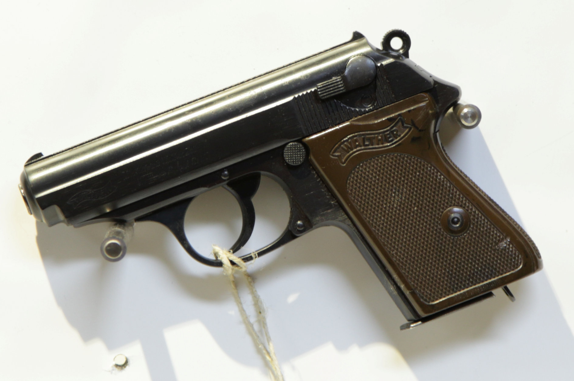 PISTOLA SEMIAUTOMATICA - MARCA WALTHER - MODELLO PPK ZELLA 60? - CALIBRO 7,65 Browning / 32 ACP 1313