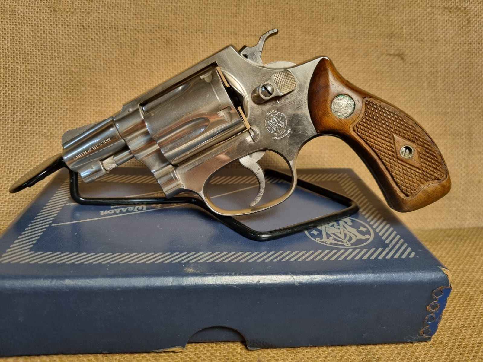 REVOLVER - MARCA SMITH & WESSON - MODELLO 36 NIK - CALIBRO 38 Special 1899