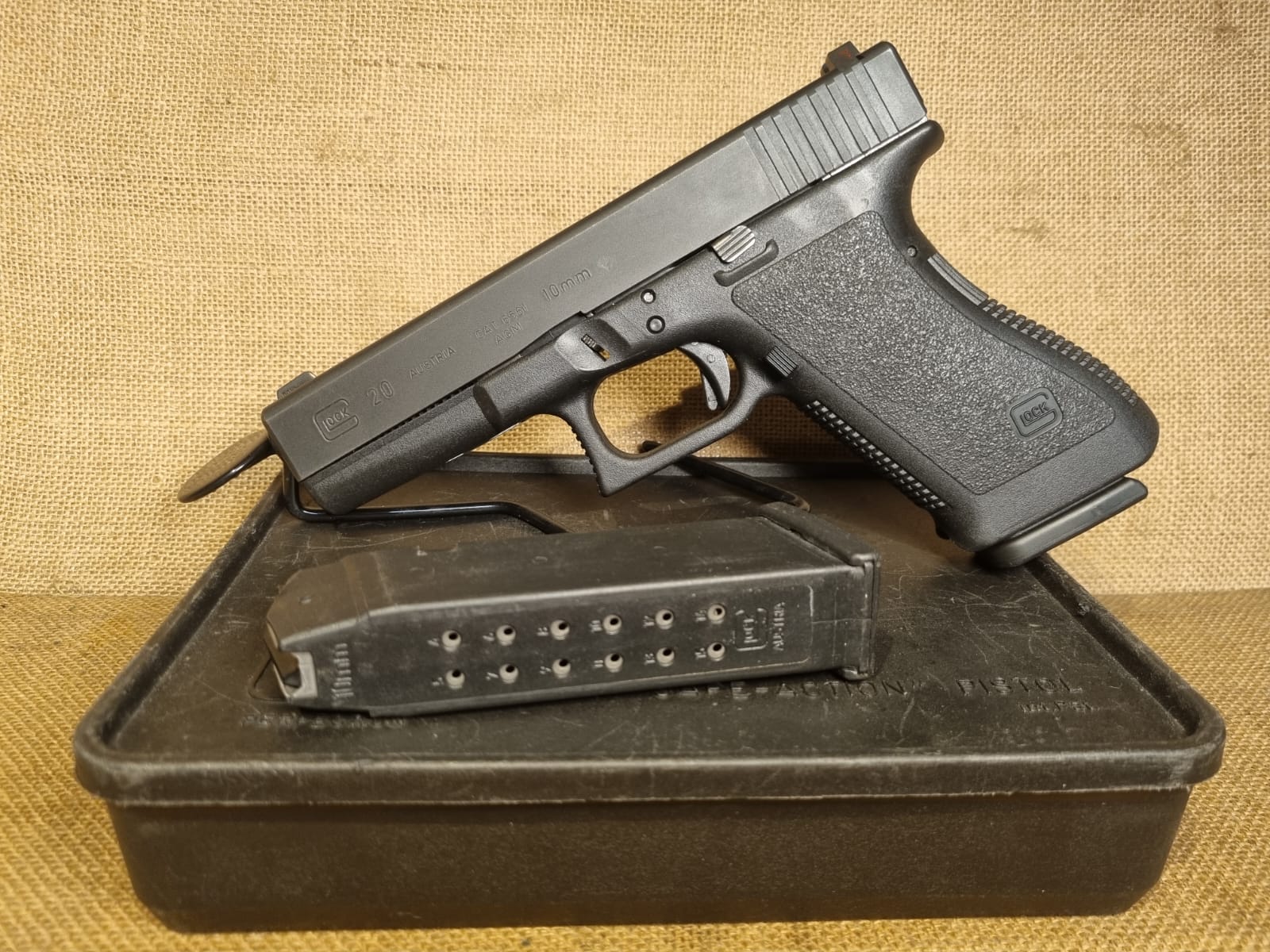 PISTOLA SEMIAUTOMATICA - MARCA GLOCK - MODELLO 20 GEN 2 - CALIBRO 10 MM Auto 2220