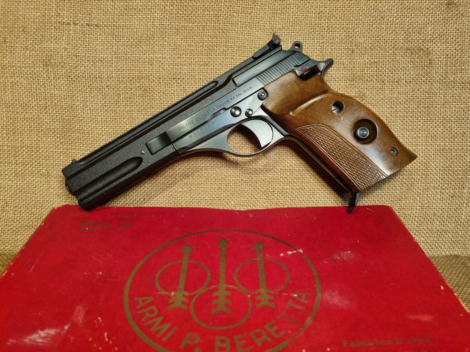 PISTOLA SPORTIVA - MARCA BERETTA - MODELLO 76 - CALIBRO 22 LR 2277
