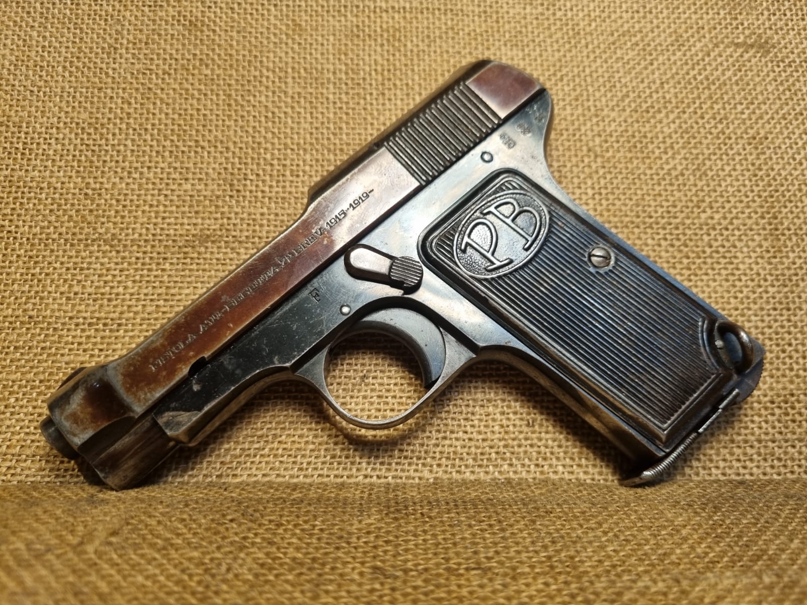 PISTOLA SEMIAUTOMATICA - MARCA BERETTA - MODELLO 15-19 - CALIBRO 7,65 Browning / 32 ACP 2414