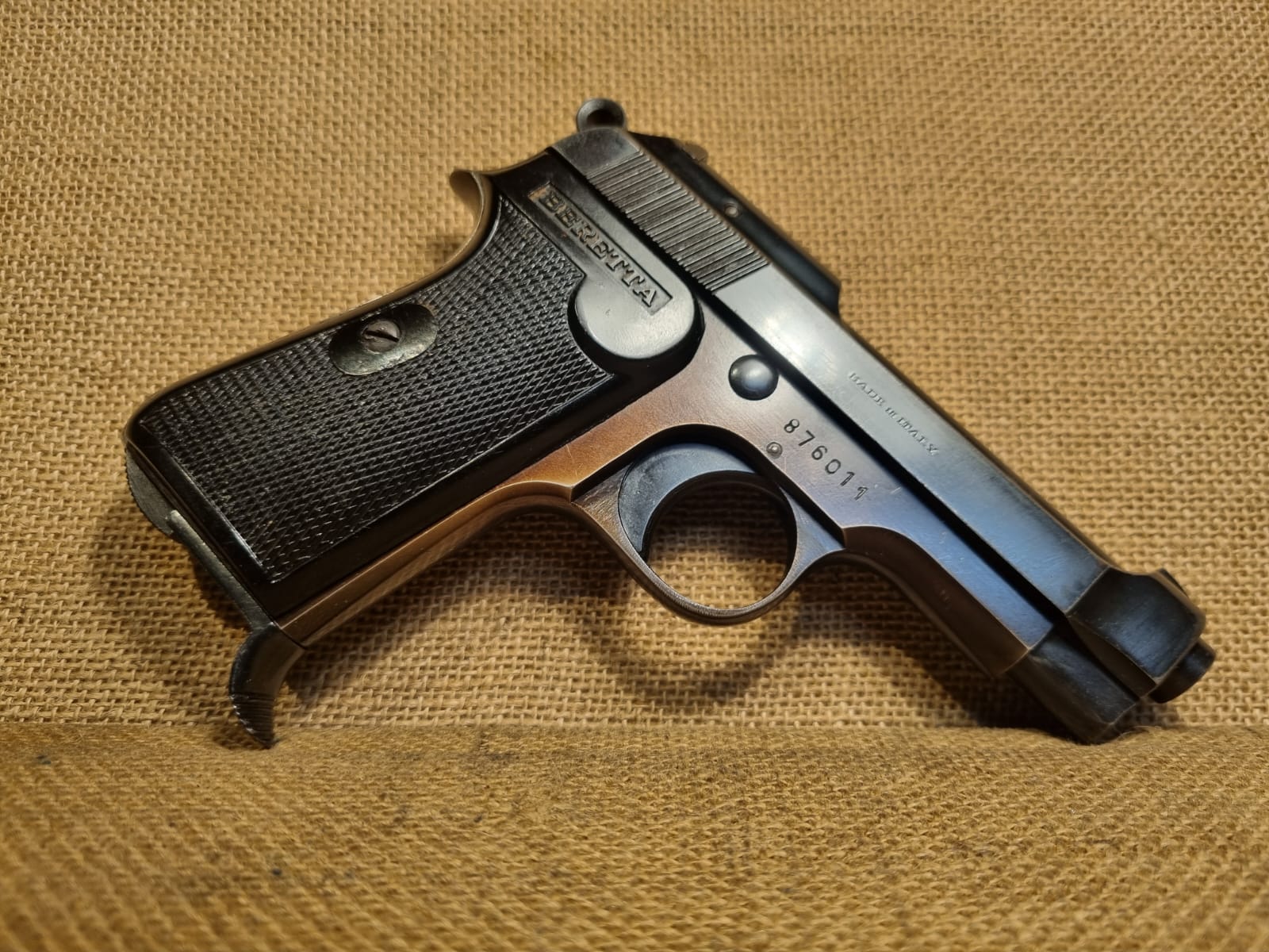 PISTOLA SEMIAUTOMATICA - MARCA BERETTA - MODELLO 35 ERGAL - CALIBRO 7,65 Browning / 32 ACP 2425