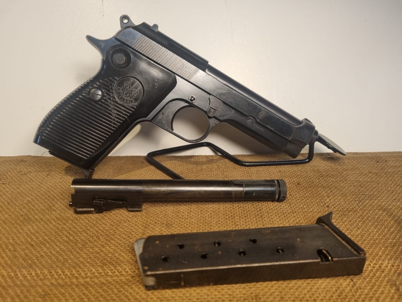 PISTOLA SEMIAUTOMATICA - MARCA BERETTA - MODELLO 952 - CALIBRO 7,65 PARABELLUM 2566
