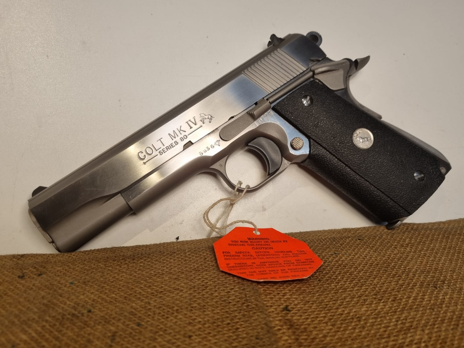 PISTOLA SPORTIVA - MARCA COLT - MODELLO GOVERNMENT SERIE 80 - CALIBRO 38 Super Auto 3021
