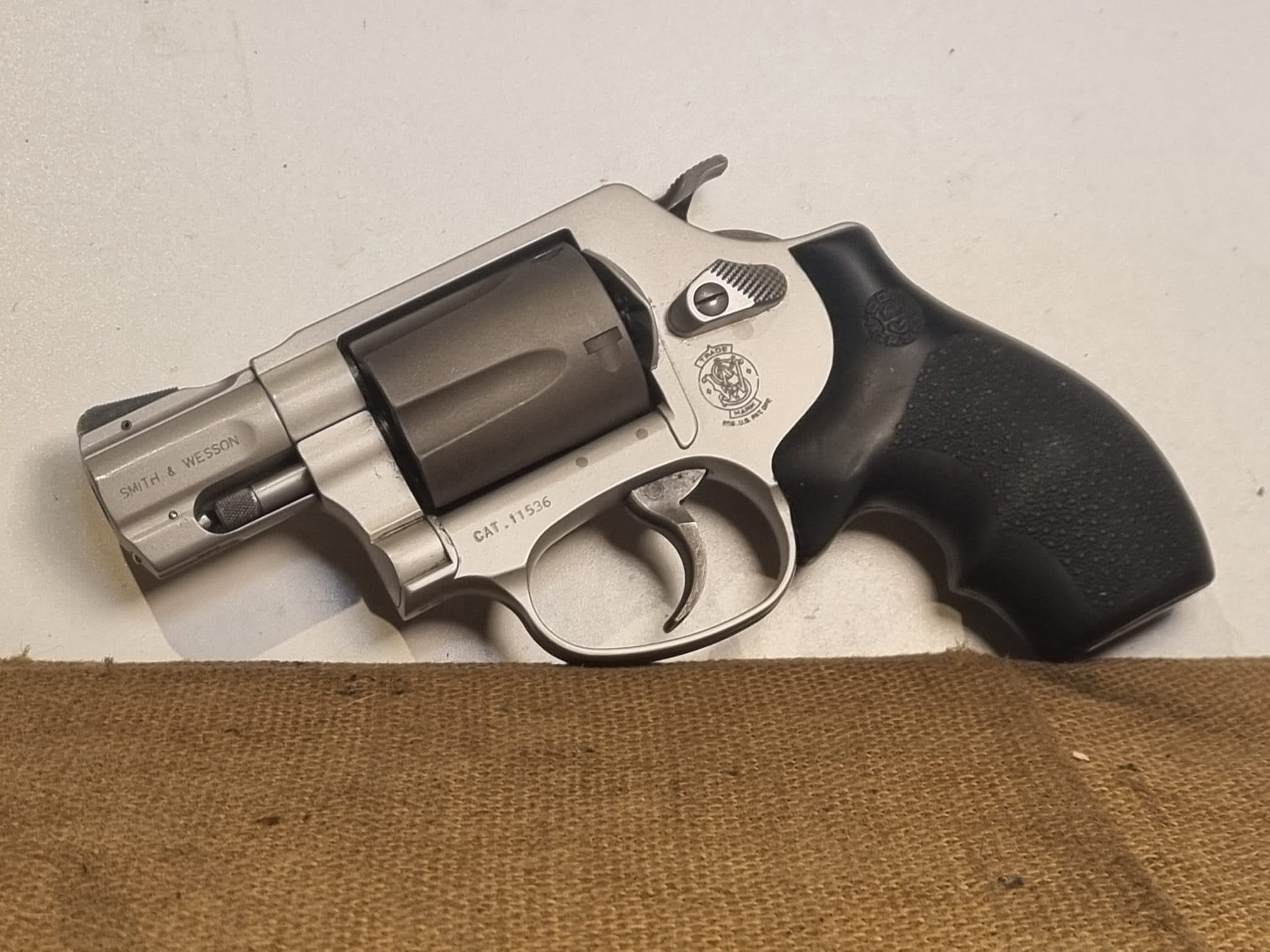 REVOLVER - MARCA SMITH & WESSON - MODELLO 337 AIRLITE - CALIBRO 38 Special 3219