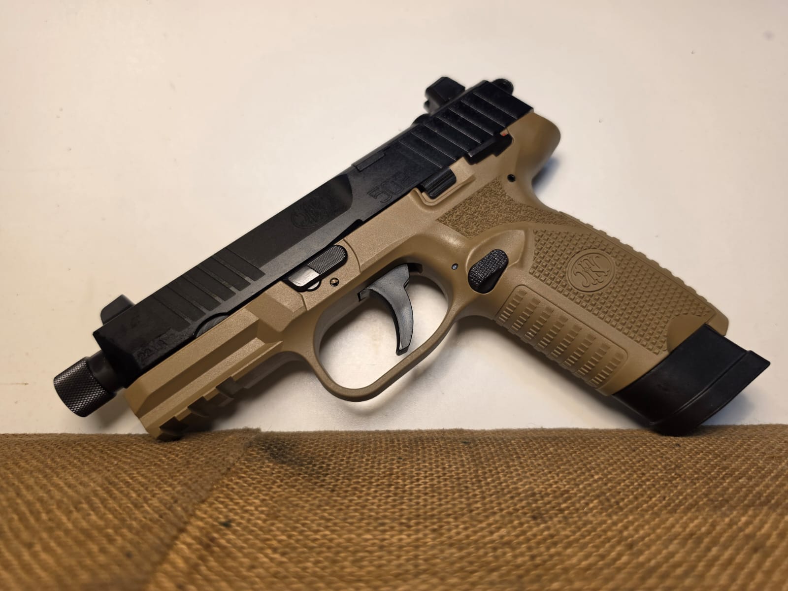 PISTOLA SPORTIVA - MARCA FN BROWNING - MODELLO 502 TACTICAL - CALIBRO 22 LR 3597