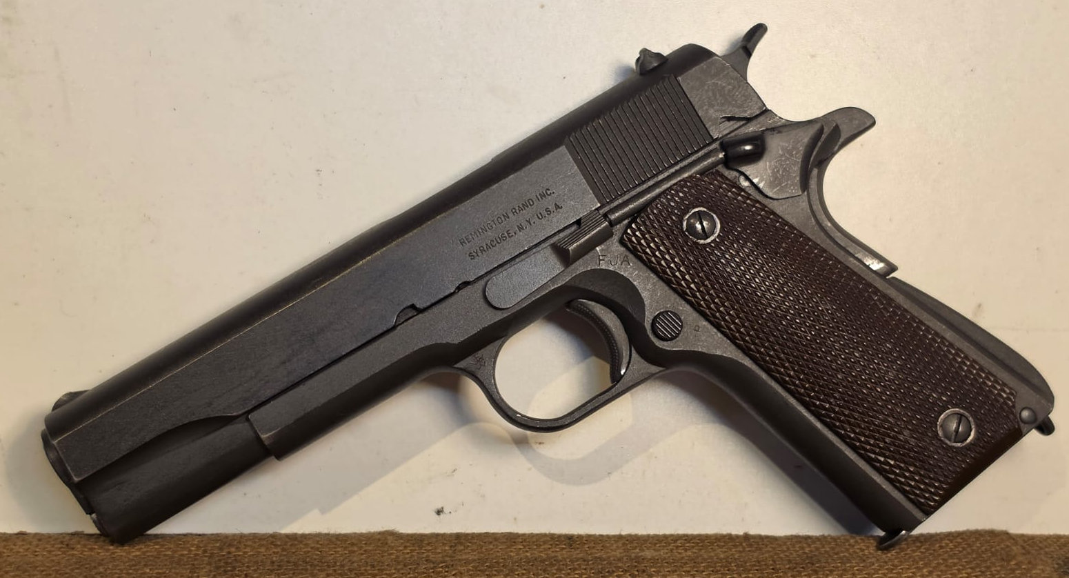 PISTOLA SPORTIVA - MARCA REMINGTON RAND - MODELLO 1911A1 - CALIBRO 45 ACP 3886