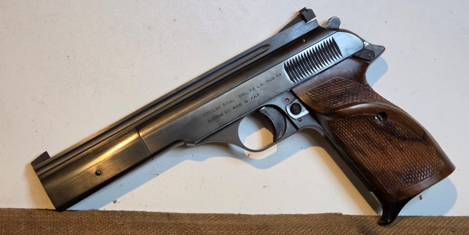 PISTOLA SPORTIVA - MARCA BERNARDELLI - MODELLO 69 - CALIBRO 22LR 3932