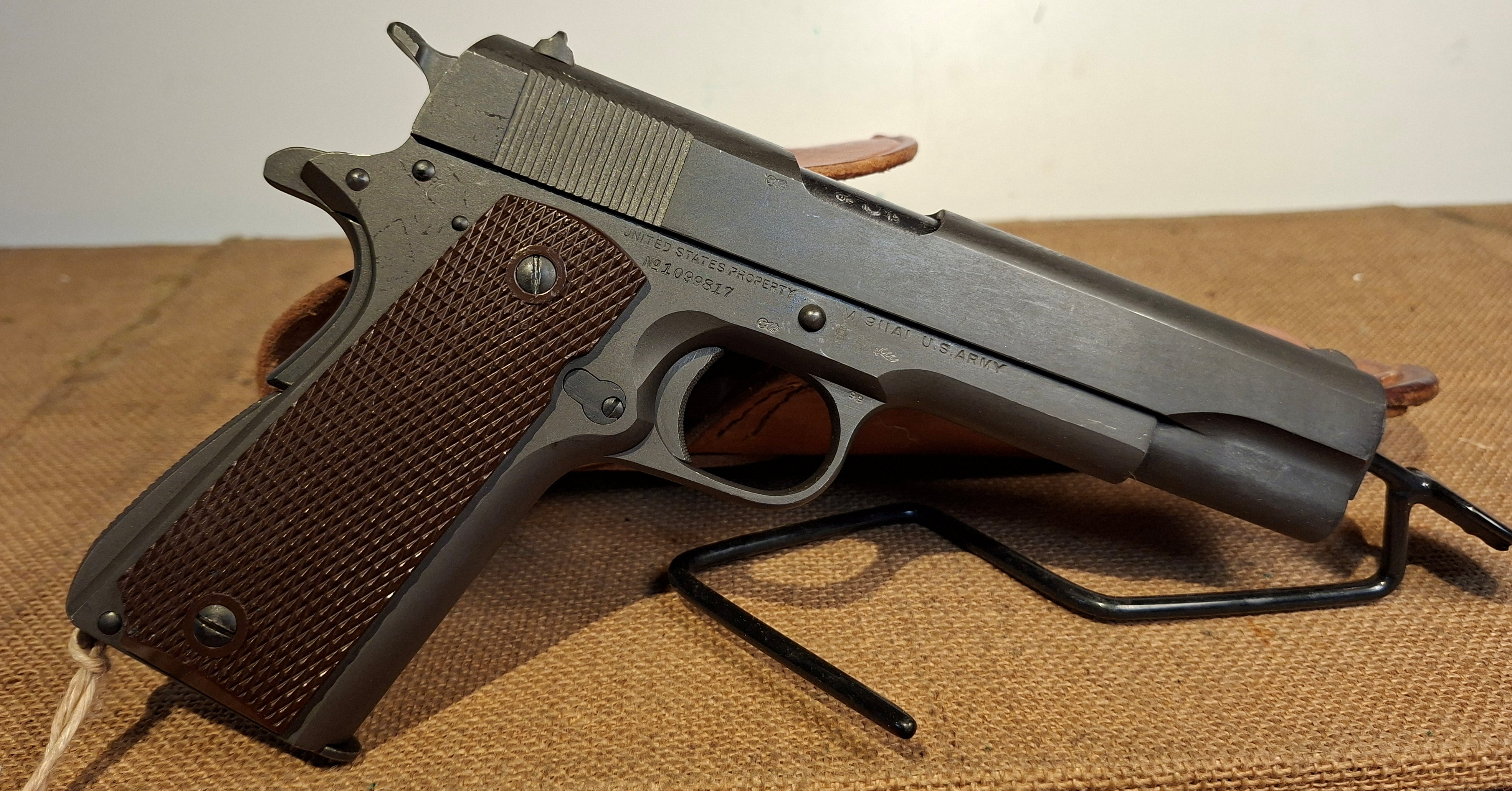 PISTOLA SPORTIVA - MARCA COLT - MODELLO 1911A1 - CALIBRO 45 ACP 4225