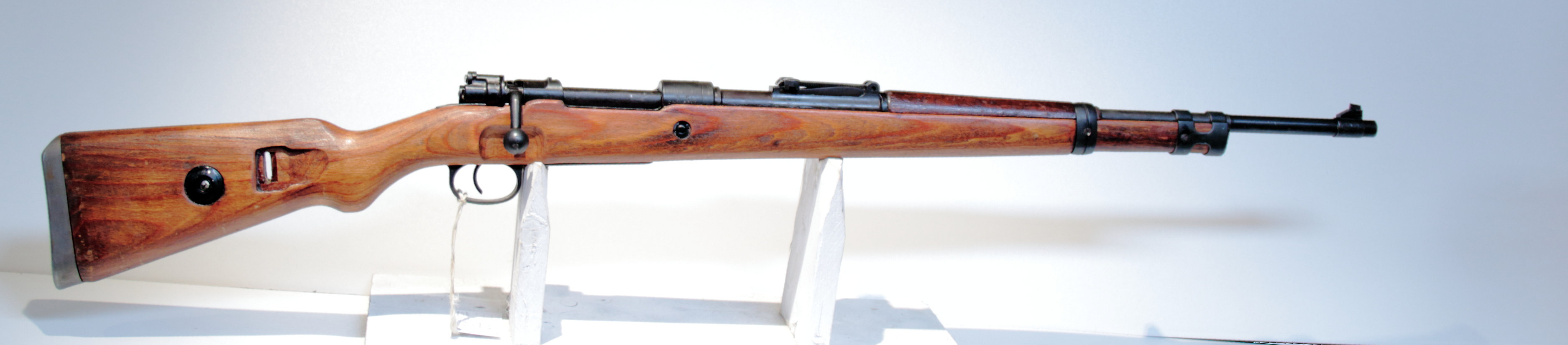 CARABINA AD OTTURATORE - MARCA MAUSER BRUNN - MODELLO K 98 - CALIBRO 8x57 JS 454